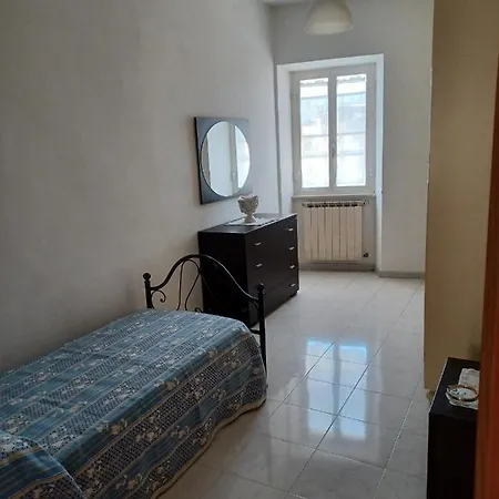 Cisterna Old Town Apartment *